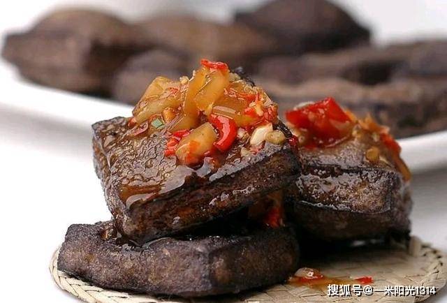 ng体育：中国十大代表美食让你一次尝遍中华美食的魅力！(图5)