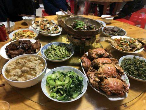 ng体育：为什么如今90后的消费首位是饮食？(图2)